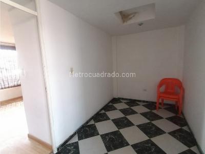 Casa de 5 alcobas en venta en Centro, Mosquera, 200 m² · foto 5 de 20