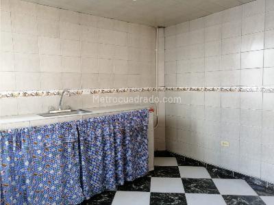 Casa de 5 alcobas en venta en Centro, Mosquera, 200 m² · foto 13 de 20