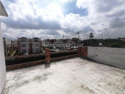 Casa de 5 alcobas en venta en Centro, Mosquera, 200 m² · foto 17 de 20