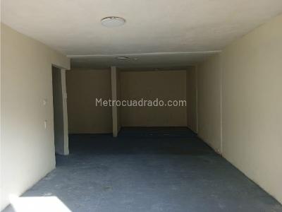 Casa de 5 alcobas en venta en Americas, Bogotá, 194 m² · foto 2 de 16