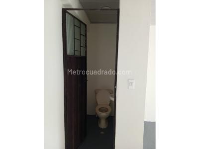 Casa de 5 alcobas en venta en Americas, Bogotá, 194 m² · foto 12 de 16
