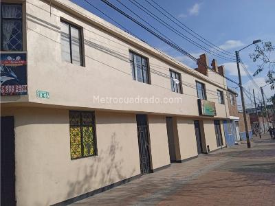Casa de 5 alcobas en venta en Americas, Bogotá, 194 m² · foto 13 de 16