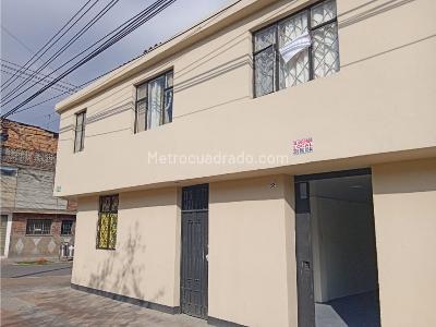 Casa de 5 alcobas en venta en Americas, Bogotá, 194 m² · foto 15 de 16