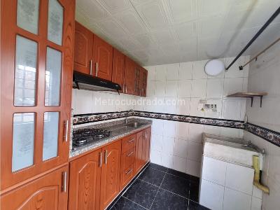 Apartamento de 2 alcobas en venta en Grival, Mosquera, 49 m² · foto 6 de 17