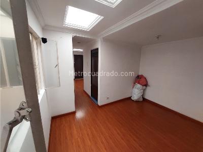 Casa de 5 alcobas en venta en Barrio Ciudad Roma, Bogotá, 183 m² · foto 7 de 20