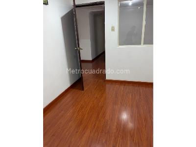 Casa de 5 alcobas en venta en Barrio Ciudad Roma, Bogotá, 183 m² · foto 16 de 20