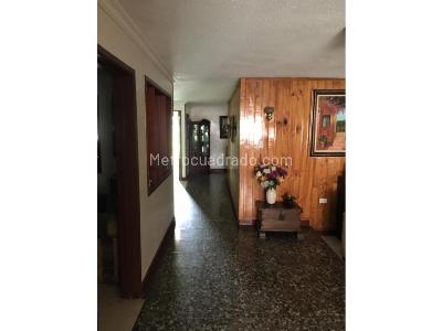 Casa de 5 alcobas en venta en Centro, Funza, 488 m² · foto 5 de 20