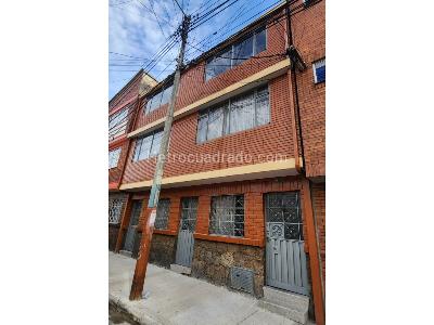 Casa de 5 alcobas en venta en Bella Vista, Bogotá, 380 m² · foto 19 de 19