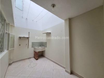 Casa de 5 alcobas en venta en Samarkanda, Funza, 205 m² · foto 7 de 20