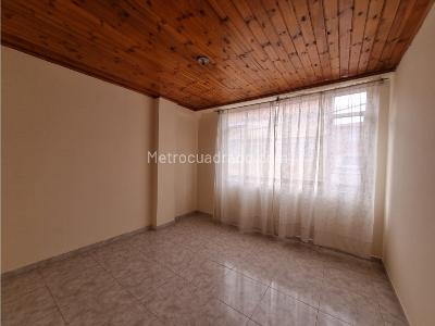 Casa de 5 alcobas en venta en Samarkanda, Funza, 205 m² · foto 13 de 20