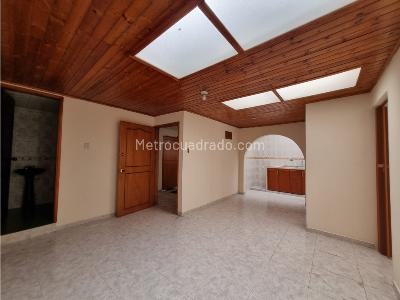 Casa de 5 alcobas en venta en Samarkanda, Funza, 205 m² · foto 14 de 20