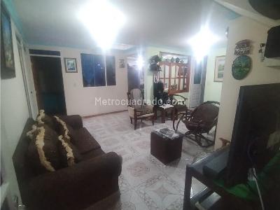 Casa en venta en La Esperanza, Mosquera · foto 2 de 20