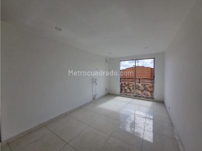 Apartamento de 3 alcobas en venta en Puertos, Mosquera, 62 m² · foto 2 de 16