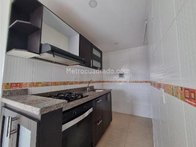 Apartamento de 3 alcobas en venta en Puertos, Mosquera, 62 m² · foto 4 de 16