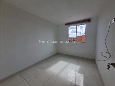 Apartamento de 3 alcobas en venta en Puertos, Mosquera, 62 m² · foto 5 de 16