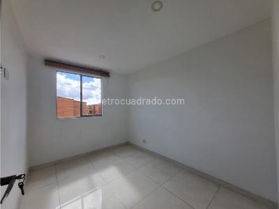 Apartamento de 3 alcobas en venta en Puertos, Mosquera, 62 m² · foto 7 de 16
