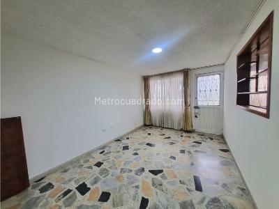 Casa de 4 alcobas en venta en Villa Adriana, Funza, 144 m² · foto 3 de 20