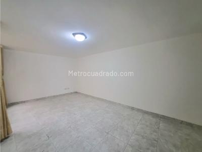 Casa de 4 alcobas en venta en Villa Adriana, Funza, 144 m² · foto 4 de 20