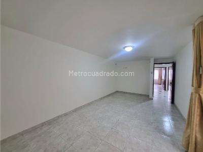 Casa de 4 alcobas en venta en Villa Adriana, Funza, 144 m² · foto 7 de 20