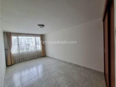 Casa de 4 alcobas en venta en Villa Adriana, Funza, 144 m² · foto 13 de 20