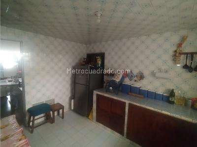 Casa de 5 alcobas en venta en Bellisca, Funza, 270 m² · foto 4 de 20