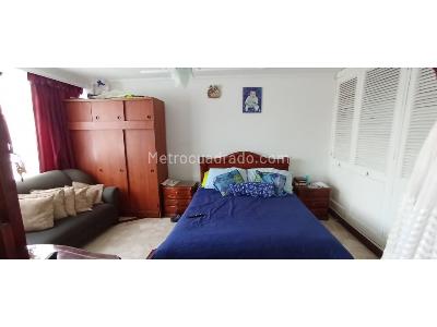 Casa de 5 alcobas en venta en Villa Luz, Bogotá, 305 m² · foto 12 de 19