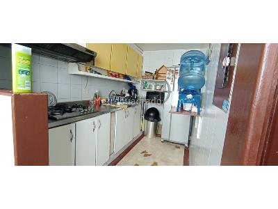Casa de 5 alcobas en venta en Villa Luz, Bogotá, 305 m² · foto 14 de 19