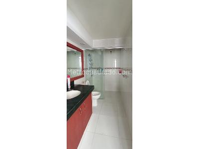 Casa de 5 alcobas en venta en Villa Luz, Bogotá, 305 m² · foto 15 de 19