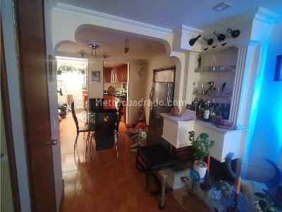 Casa en venta en Trebol Del Guali, Mosquera · foto 2 de 19