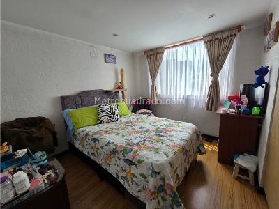 Apartamento de 3 alcobas en venta en San Antonio, Bogotá, 58 m² · foto 6 de 20