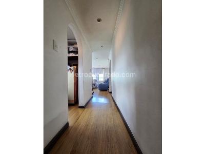 Apartamento de 3 alcobas en venta en San Antonio, Bogotá, 58 m² · foto 14 de 20