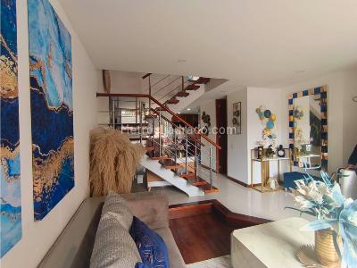 Casa de 5 alcobas en venta en Pinares, Chía, 210 m² · foto 5 de 20