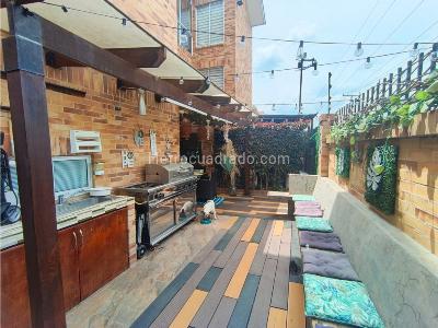 Casa de 5 alcobas en venta en Pinares, Chía, 210 m² · foto 15 de 20
