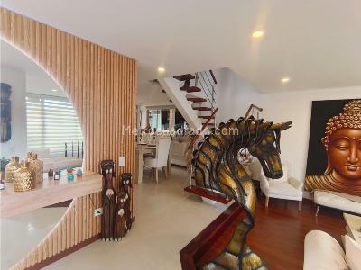 Casa de 4 alcobas en venta en Pinares, Chía, 195 m² · foto 2 de 20