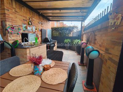 Casa de 4 alcobas en venta en Pinares, Chía, 195 m² · foto 12 de 20