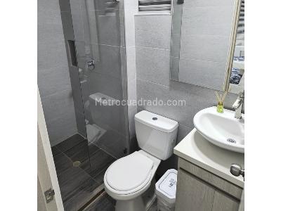 Apartamento de 2 alcobas en venta en Barrio Kennedy, Girardot, 52 m² · foto 17 de 20