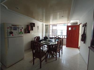 Casa de 3 alcobas en venta en Santa Catalina, Bogotá, 169 m² · foto 3 de 17