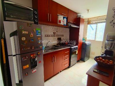 Apartamento de 3 alcobas en venta en Zuame, Funza, 60 m² · foto 5 de 19