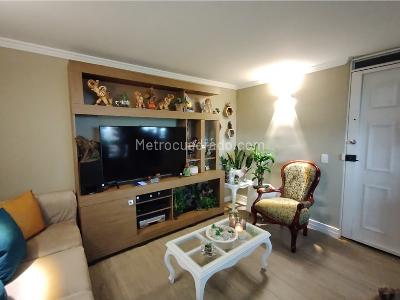 Apartamento de 3 alcobas en venta en Mallorca, Mosquera, 58 m² · foto 3 de 20