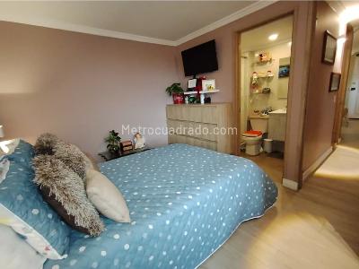 Apartamento de 3 alcobas en venta en Mallorca, Mosquera, 58 m² · foto 8 de 20