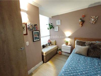 Apartamento de 3 alcobas en venta en Mallorca, Mosquera, 58 m² · foto 9 de 20