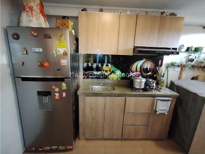 Apartamento de 3 alcobas en venta en Mallorca, Mosquera, 58 m² · foto 14 de 20