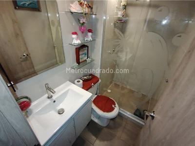 Apartamento de 3 alcobas en venta en Mallorca, Mosquera, 58 m² · foto 18 de 20