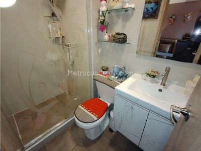Apartamento de 3 alcobas en venta en Mallorca, Mosquera, 58 m² · foto 19 de 20
