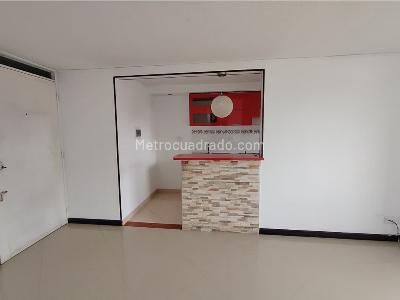 Apartamento en venta en Senderos De San Isidro, Mosquera · foto 3 de 20