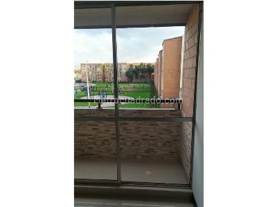 Apartamento en venta en Senderos De San Isidro, Mosquera · foto 5 de 20