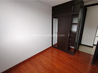Apartamento en venta en Senderos De San Isidro, Mosquera · foto 10 de 20
