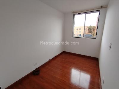 Apartamento en venta en Senderos De San Isidro, Mosquera · foto 13 de 20