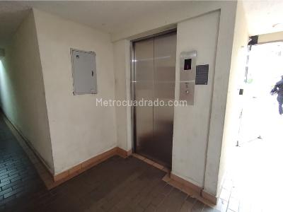 Apartamento en venta en Senderos De San Isidro, Mosquera · foto 18 de 20