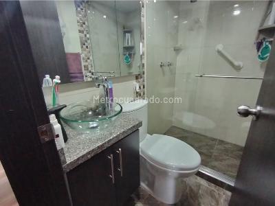 Apartamento de 3 alcobas en venta en Parque De San Isidro, Mosquera, 59 m² · foto 15 de 19